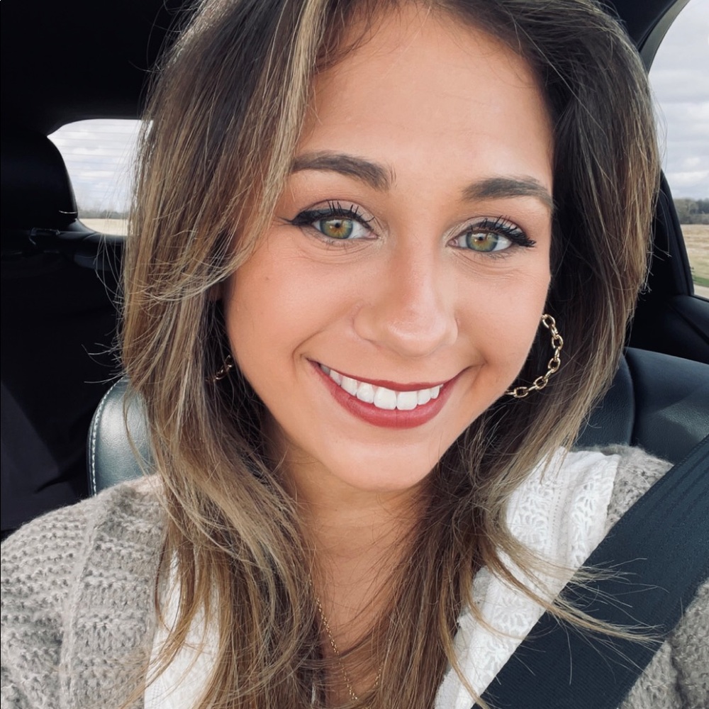 Meet your Posher, Hope